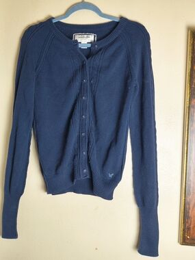 Y2K American eagle outfitters navy blue knit cardigan
